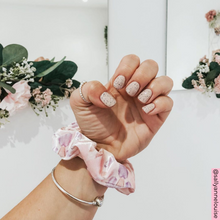 Load image into Gallery viewer, Lilac Brush Scrunchie
